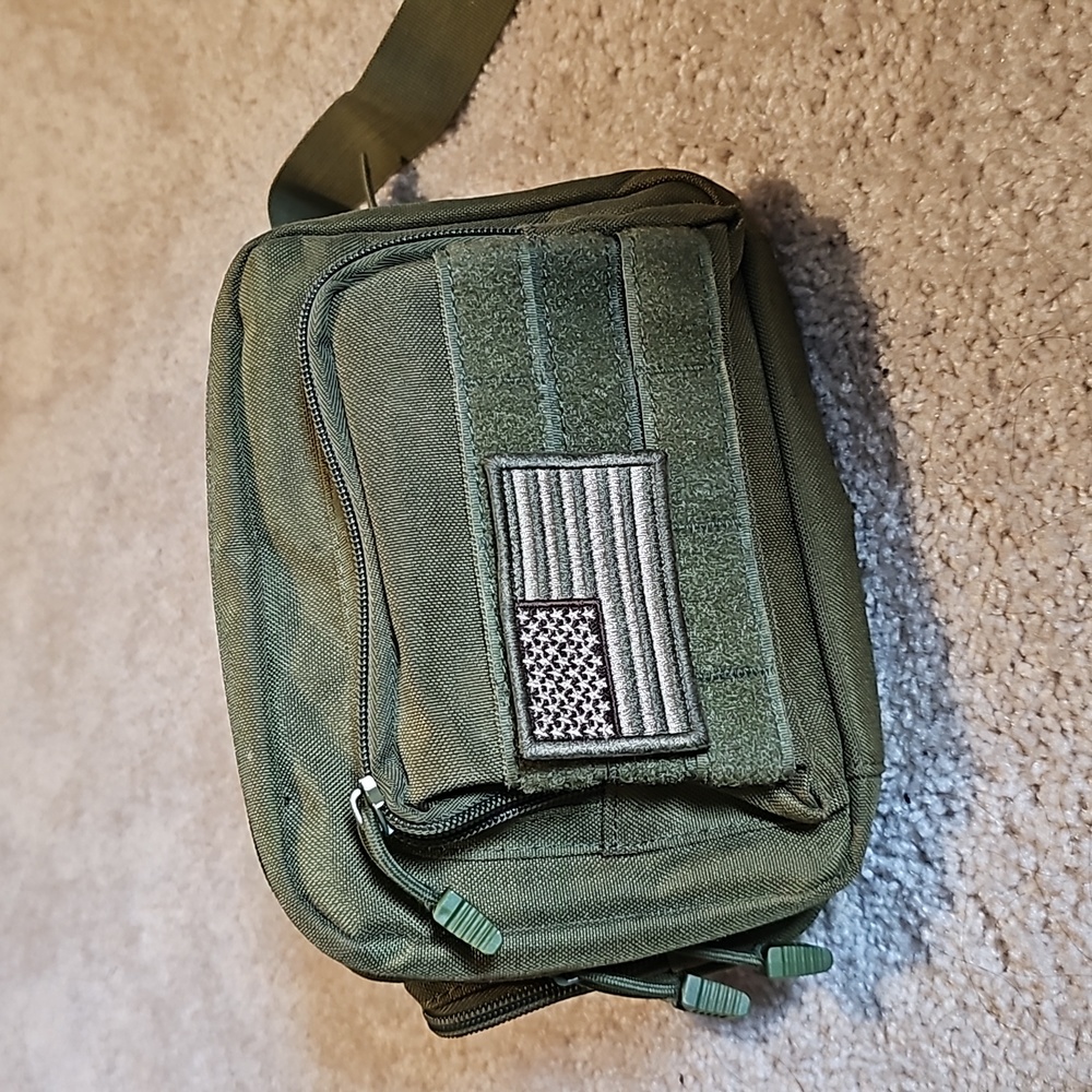 Military green fanny pack bag